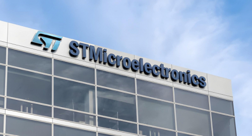 UniCredit e STMicroelectronics, doppio segnale positivo per l'economia italiana